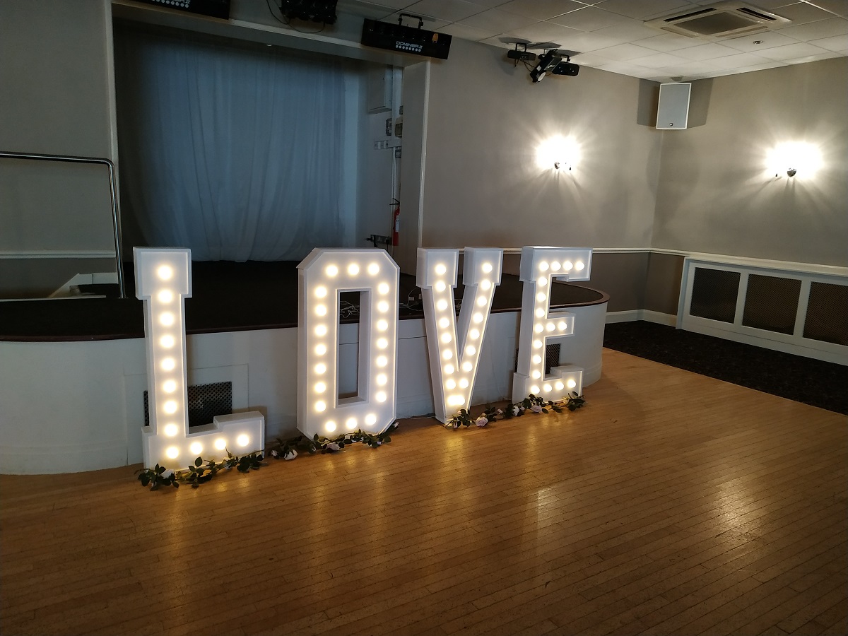 LIGHT UP WEDDING SIGNS